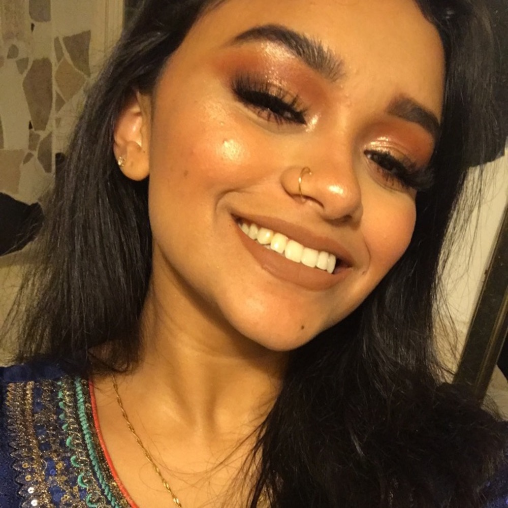 Meet your Posher, Heba